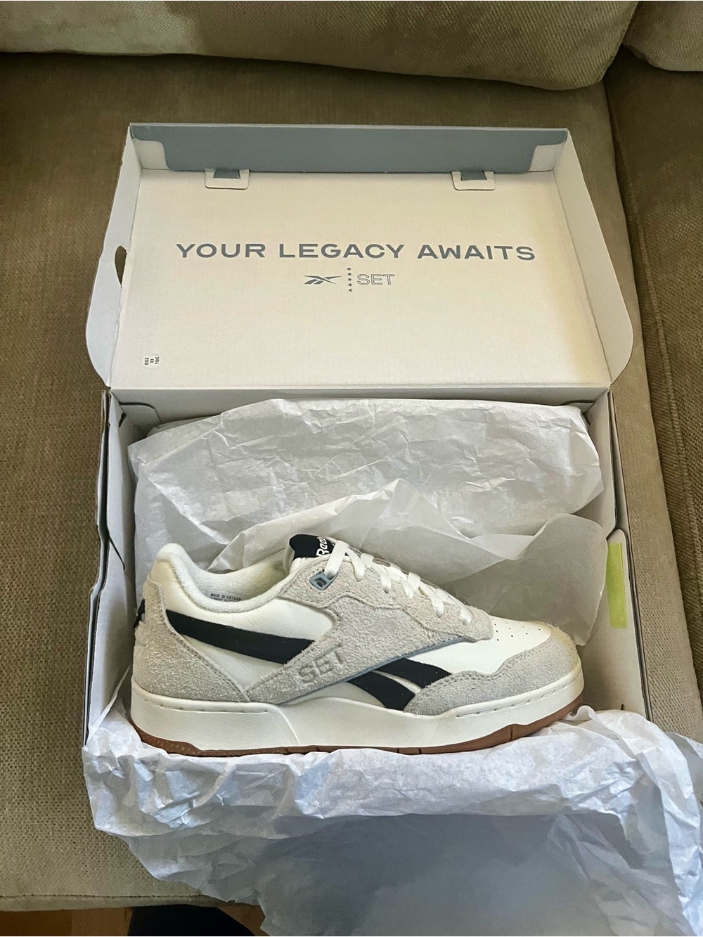 Reebok SET Collab BB 4000 II Sneakers – Women’s 9.5